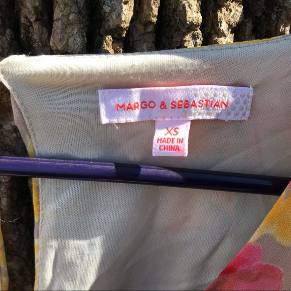 Margo & Sebastian floral flutter sleeve dress - Picture 7 of 13